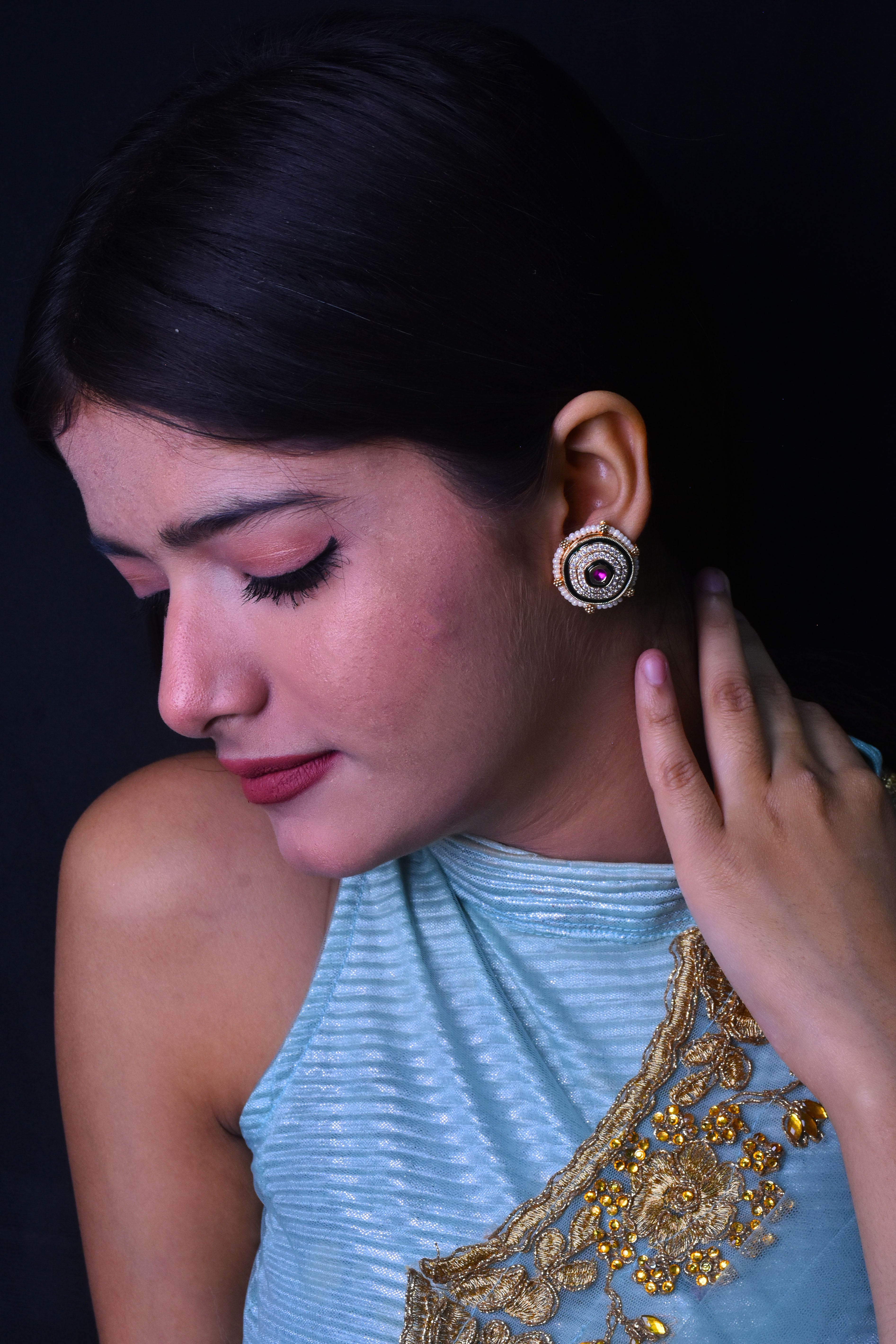 Rupashi Kundan Gold Plated Stud Earrings