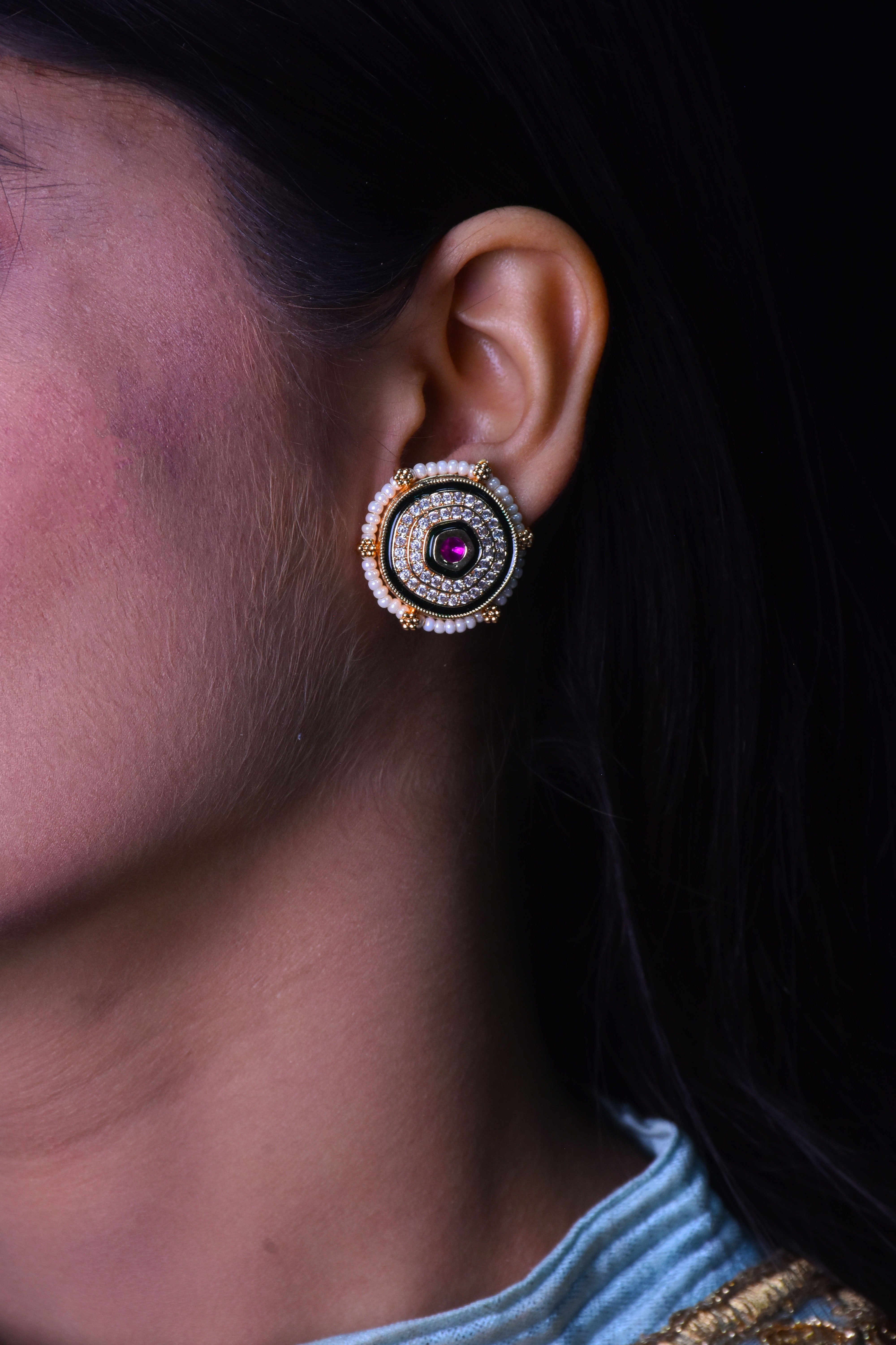 Rupashi Kundan Gold Plated Stud Earrings