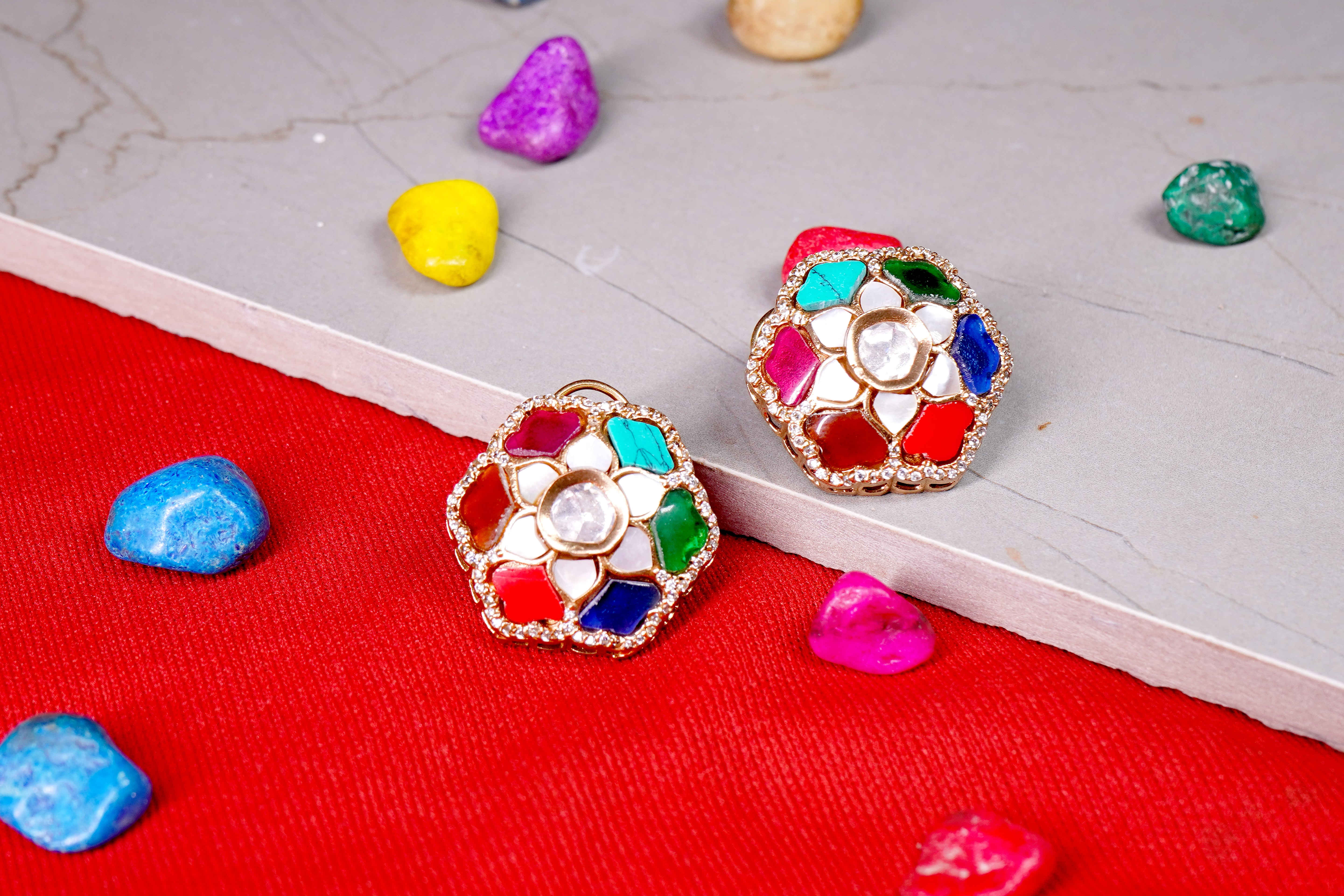 Multi Kemp & MOP Setting Navratna Studs