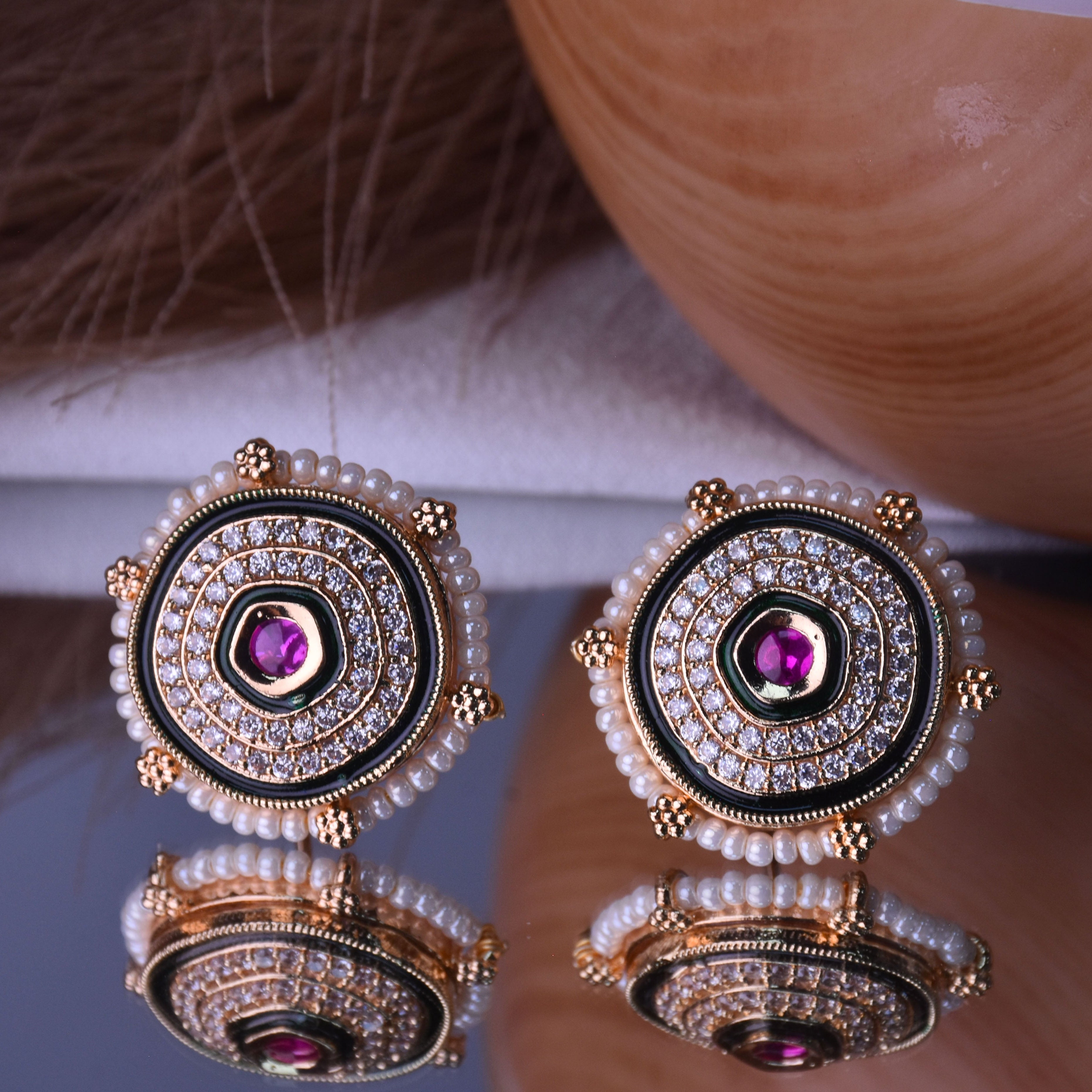 Rupashi Kundan Gold Plated Stud Earrings