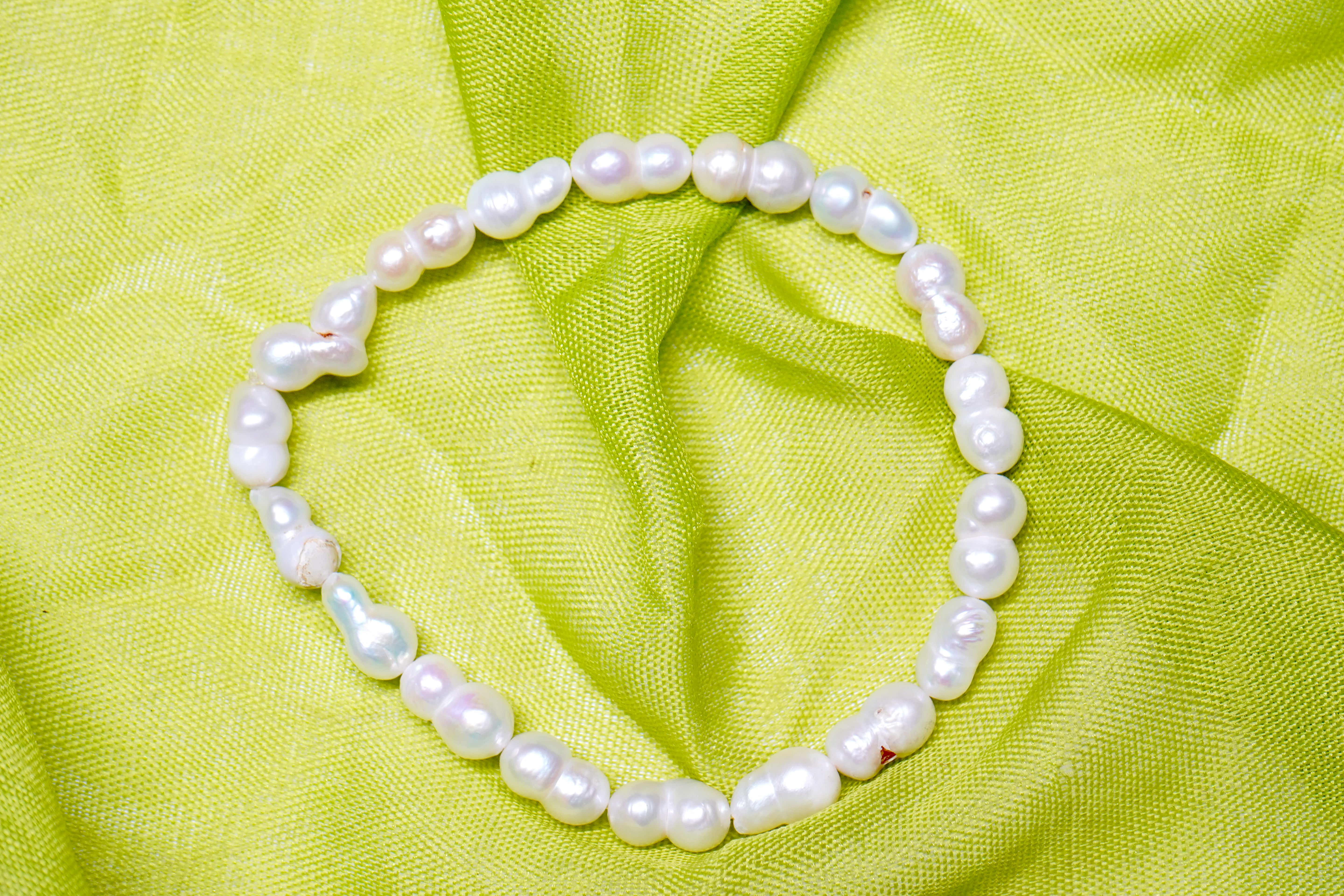 Elegance: Unshaped Pure Baroque Pearl Bracelet